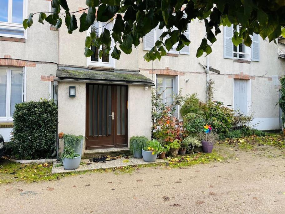 Chaleureux Appart, Proche De La Loire Avec Parking Apartamento Orléans Exterior foto